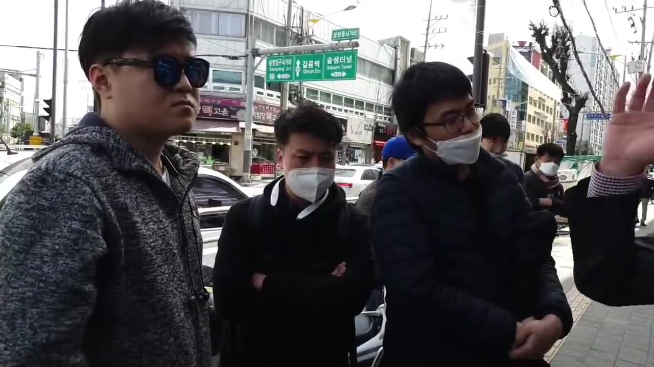 20200410_V3_S01(YBIzr6-9qsw)해병대 예비역 장교 맞아_ 무지개가 청년편이냐_ 아니면 대깨문이냐