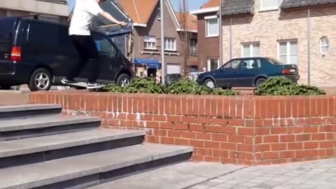 Skateboard Trick Ended With A Terrible Slam!