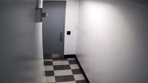 6172RHOBG3G302CStairwaySide_2021-01-06_13h40min01s757ms.mp4