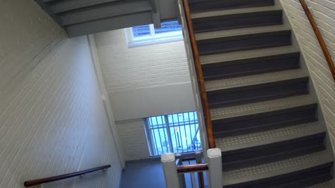 3895FHOB05Stair7_2021-01-05_07h36min47s750ms.mp4