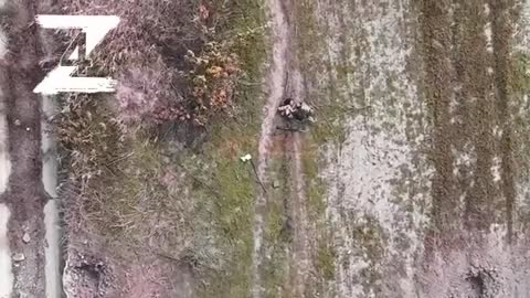 Paratroopers of the 247th regiment drop grenades on soldiers of Ukraine