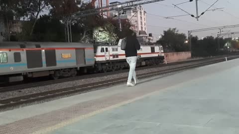 ajmer-New Delhi Shatabdi express 12016 led by WAP-7 aggressive Departure from gandhinagar