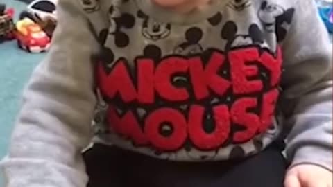 video trẻ em vui nhộn #dethuongmuonxiu #haihuocvuinhon #cutebaby #funny #baby
