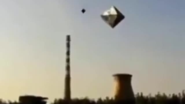 UFO - Pyramids That Are UFO's