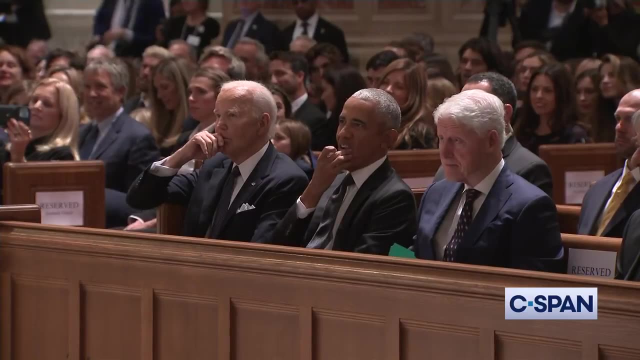 Biden, Obama and Clinton listen to former Speaker Nancy Pelosi at Ethel Kennedy funeral: