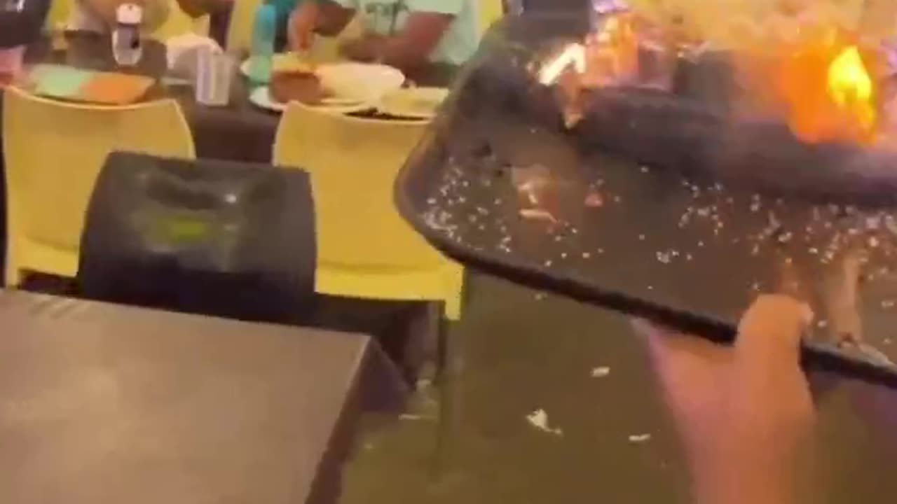 Indian Trending Fire Sizzler At Ratri Bazaar