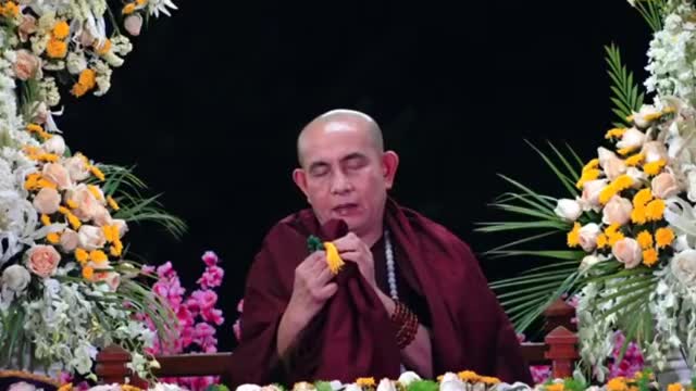 တရားတော်(၁)၊ "မိုင်းဖုန်းဆရာတော်"ဘုရားကြီး။