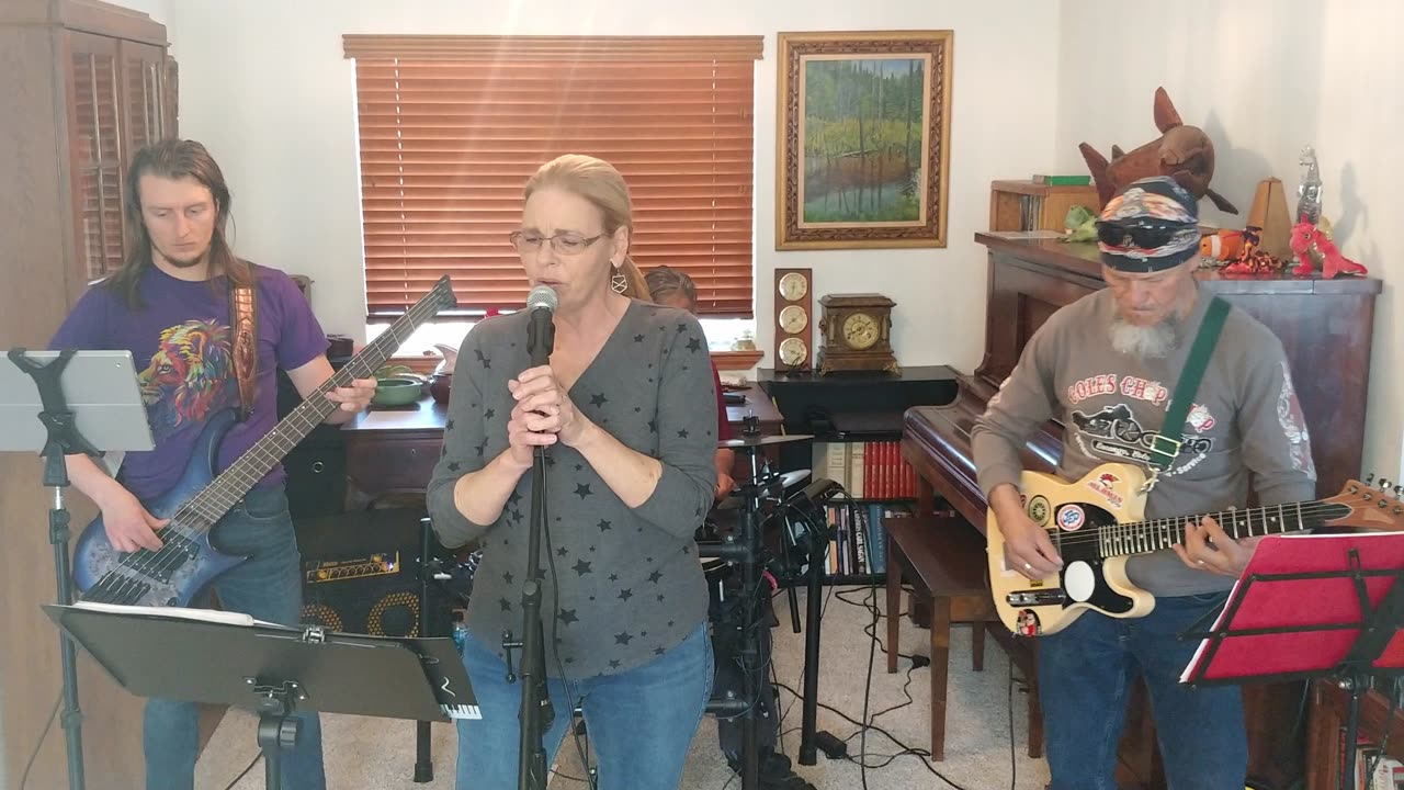 Bonnie Raitt - Angel from Montgomery (rehearsal)