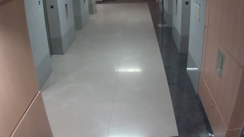 8488OHOB01ElevatorLobby_2021-01-05_22h20min01s690ms.mp4