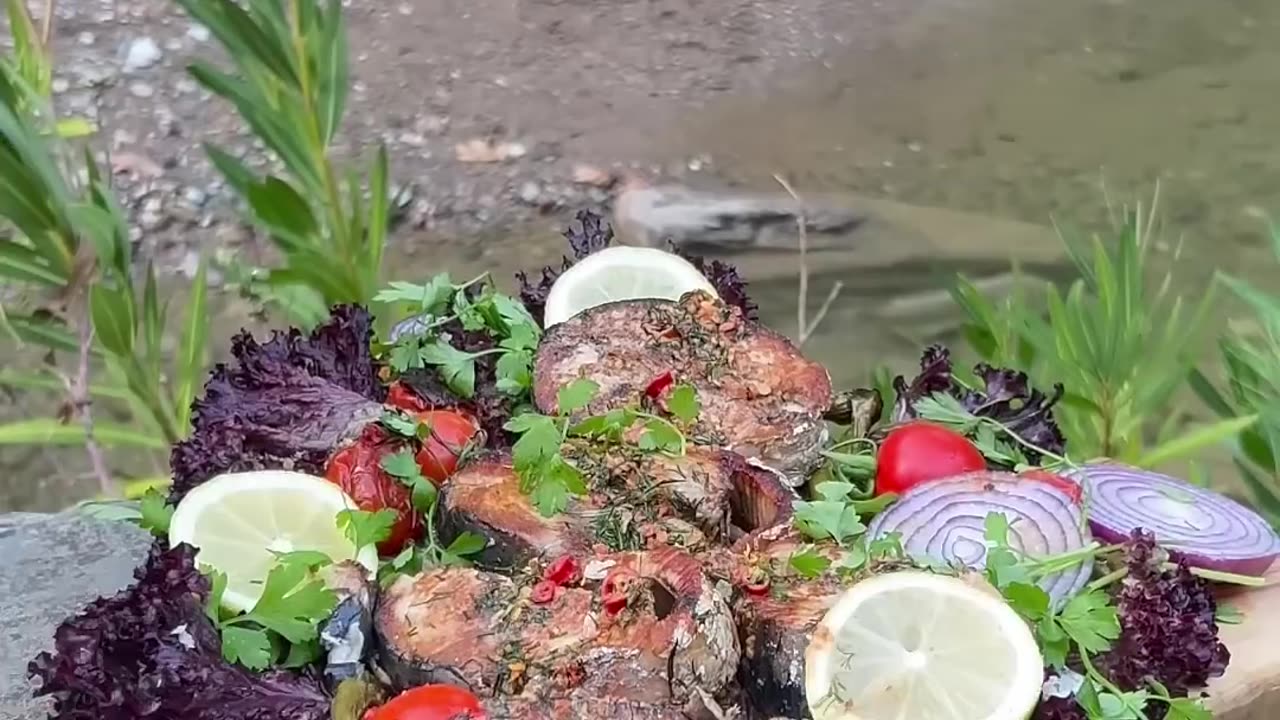 Doğal Taş Ocakta Tombik Balığı 🐟_ Cooking Bonito Fish on The Rock