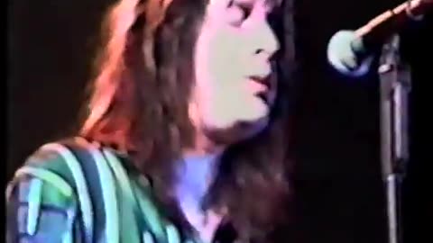 April 17, 1992 - Todd Rundgren 'What's Going On/Mercy Mercy Me' Acoustic