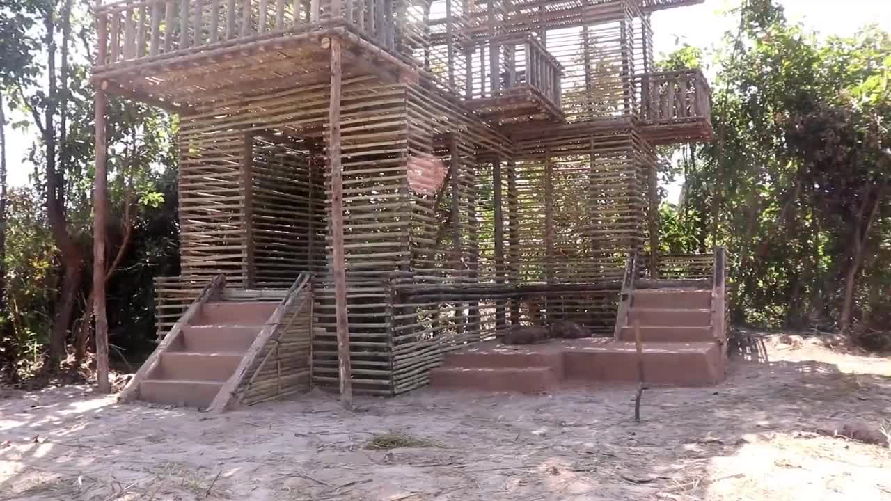 Building a four-story forest mud villa