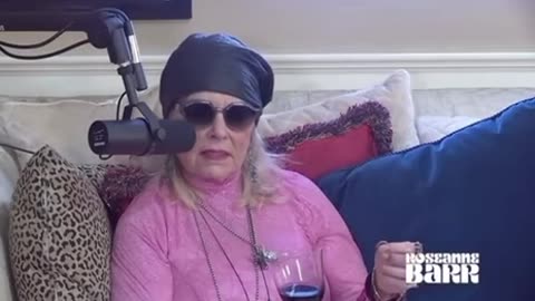 Roseanne shares her knowledge about Obama and Bush NDAA ‼️‼️