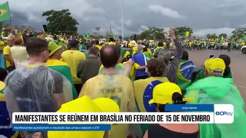 Manifestantes se reúnem em Brasília no feriado de 15 de novembro