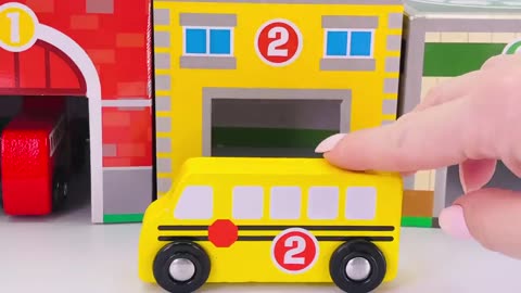 Community Vehicles Painted the Wrong Colors _ Toddler Learning Video