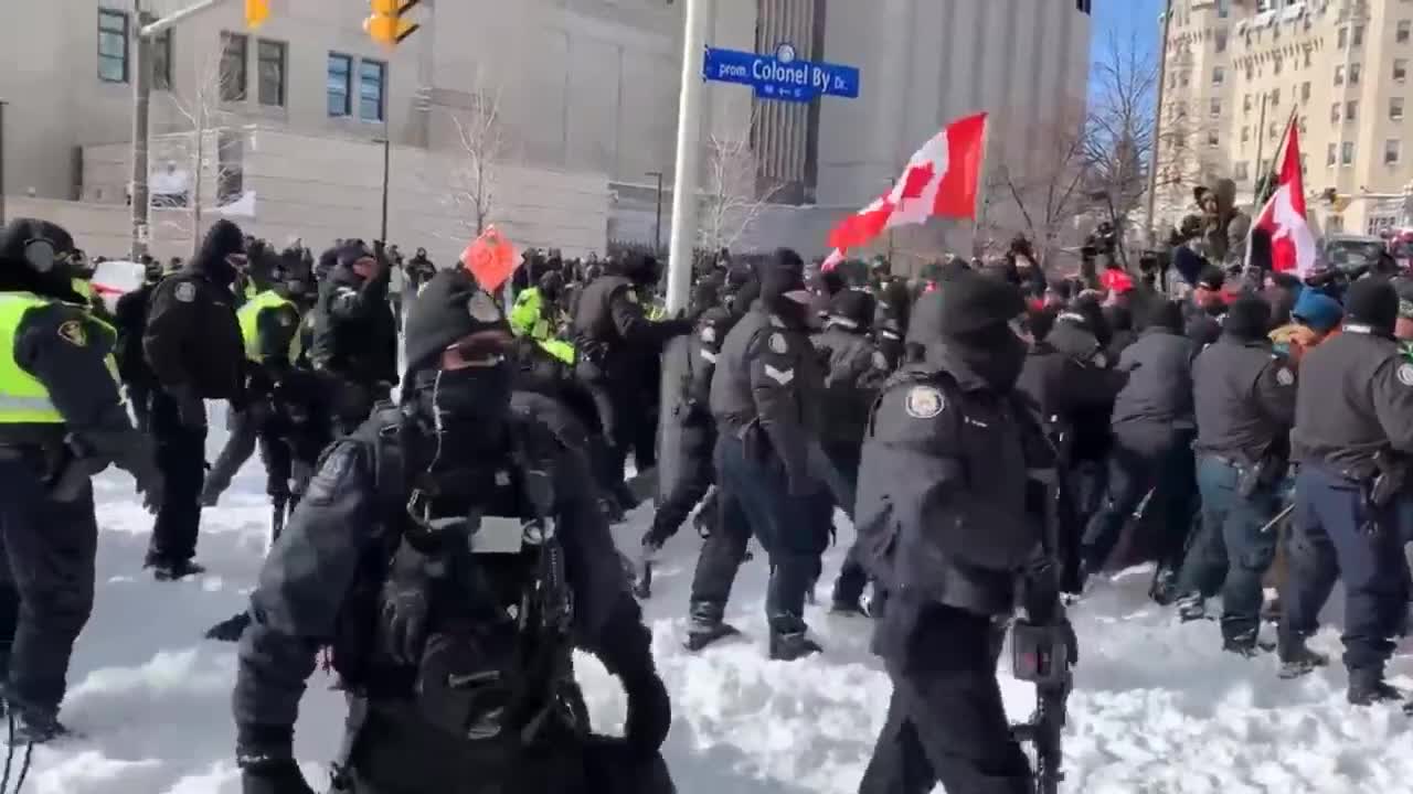 Freedom Convoy protesters arrested in Ottawa - Feb 18 2022