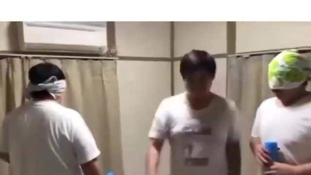 Who did you think would win, guy on right or left?