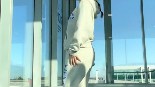 POV: you buy matoming sweatsuit with the sole purpose to wear it to the airpori