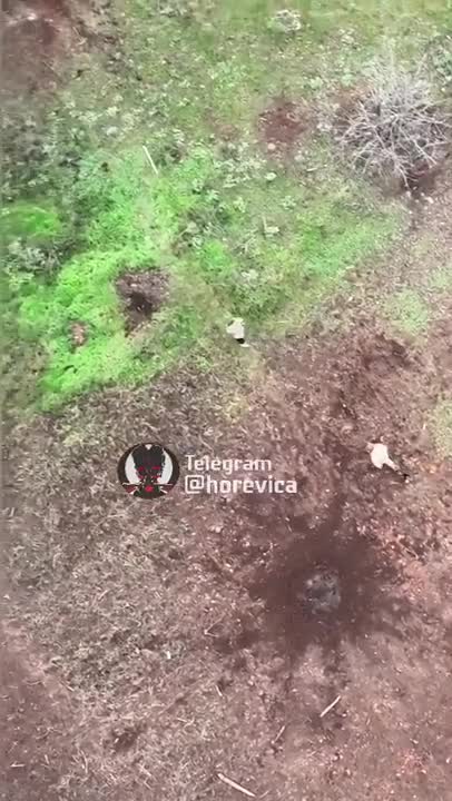 Ukrainian drone chasing Russian soldiers