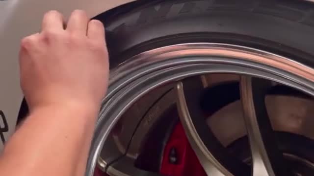 Tips for cleaning car tires