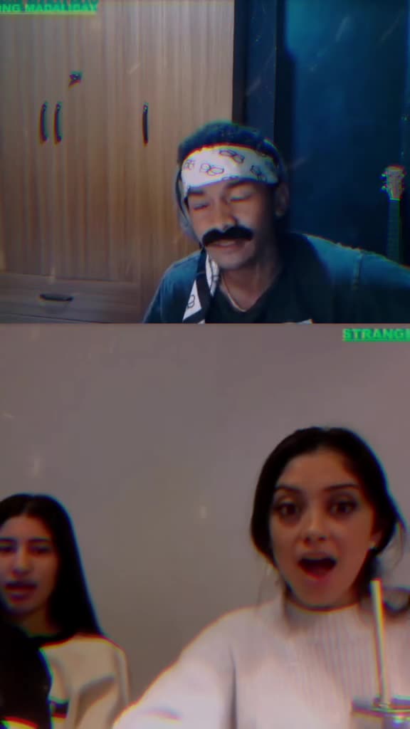 Singing for strangers. #music