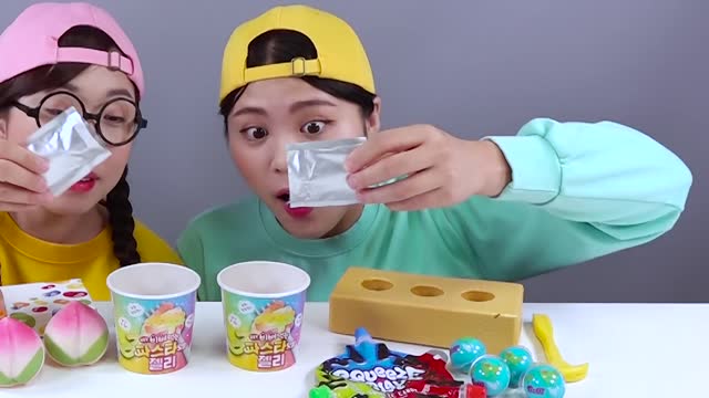 Jelly Noodle Dessert Candy Mukbang DONA