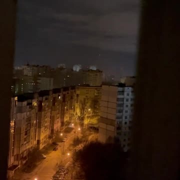 #BREAKING — Armed Clashes, automatic gunfire and explosions reported in Kyiv/Kiev minutes ago!