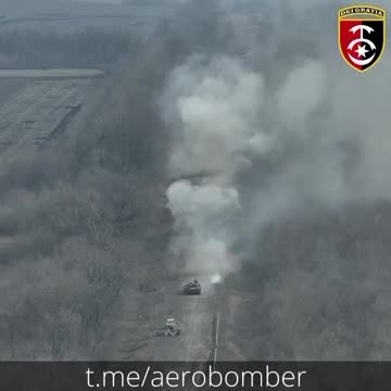 The tank of the 30th Motorized Brigade is working on enemy "tank hunters" 🔥