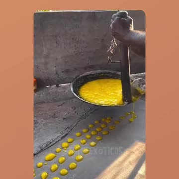 Artisanal candy factory in India...