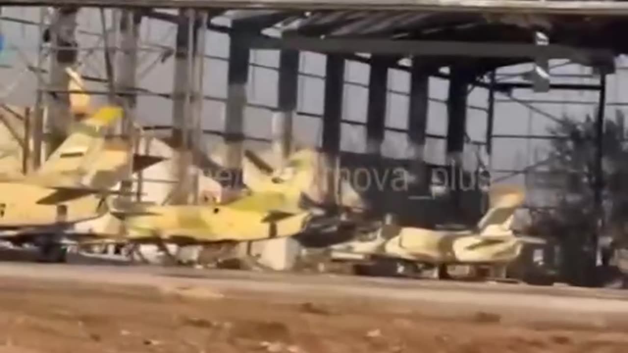 πΈπΎβοΈπ Captured equipment at airbase near Aleppo by rebel forces.