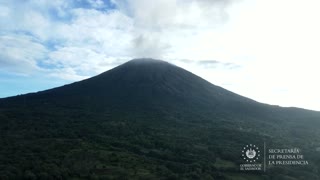 Salvadoran volcano spews ash into sky