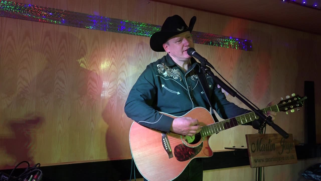 Martin Jay American Country Singer Line Dance. Hyde Park Social club Ocean City 2018 Singles 4