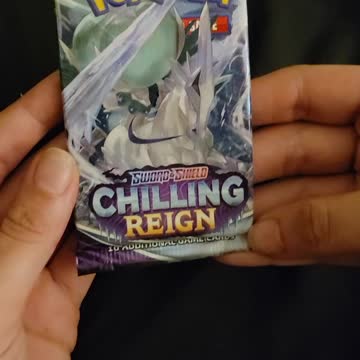 Chilling reign pack opening