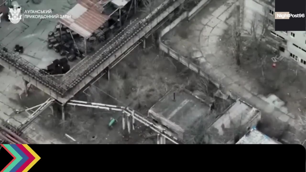 Russians exit the structures where they had been sheltering _ Ukraine war video footage