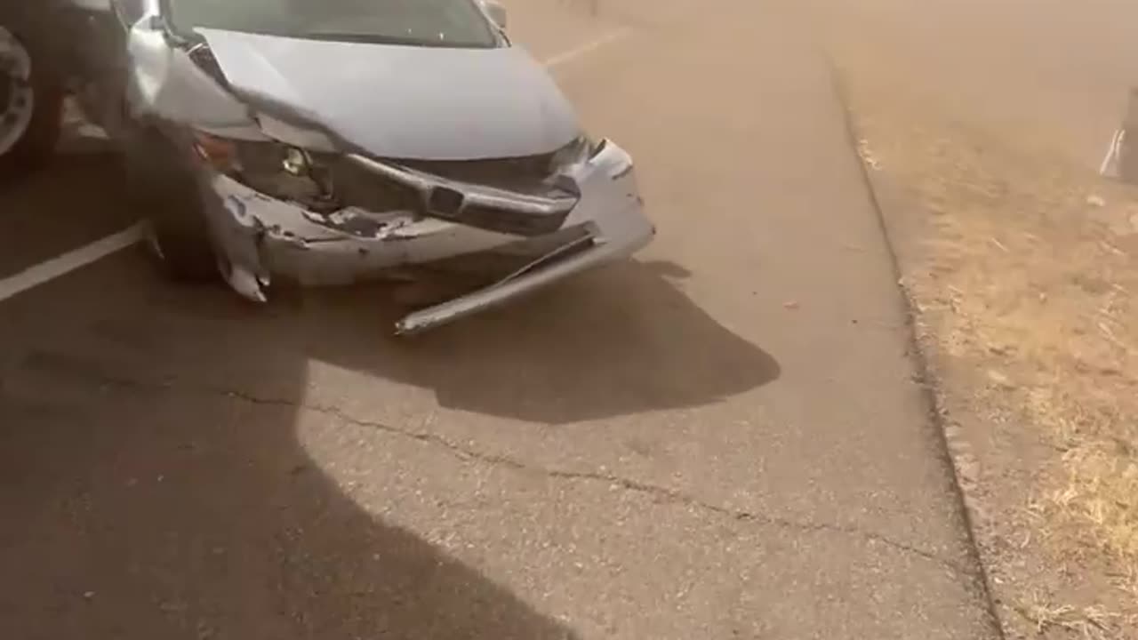 Dust storm causes multi-vehicle pileup on Oklahoma highway