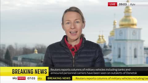 Tanks and armoured personnel carriers seen near Ukrainian city of Donetsk- NEWS OF WORLD 🌏
