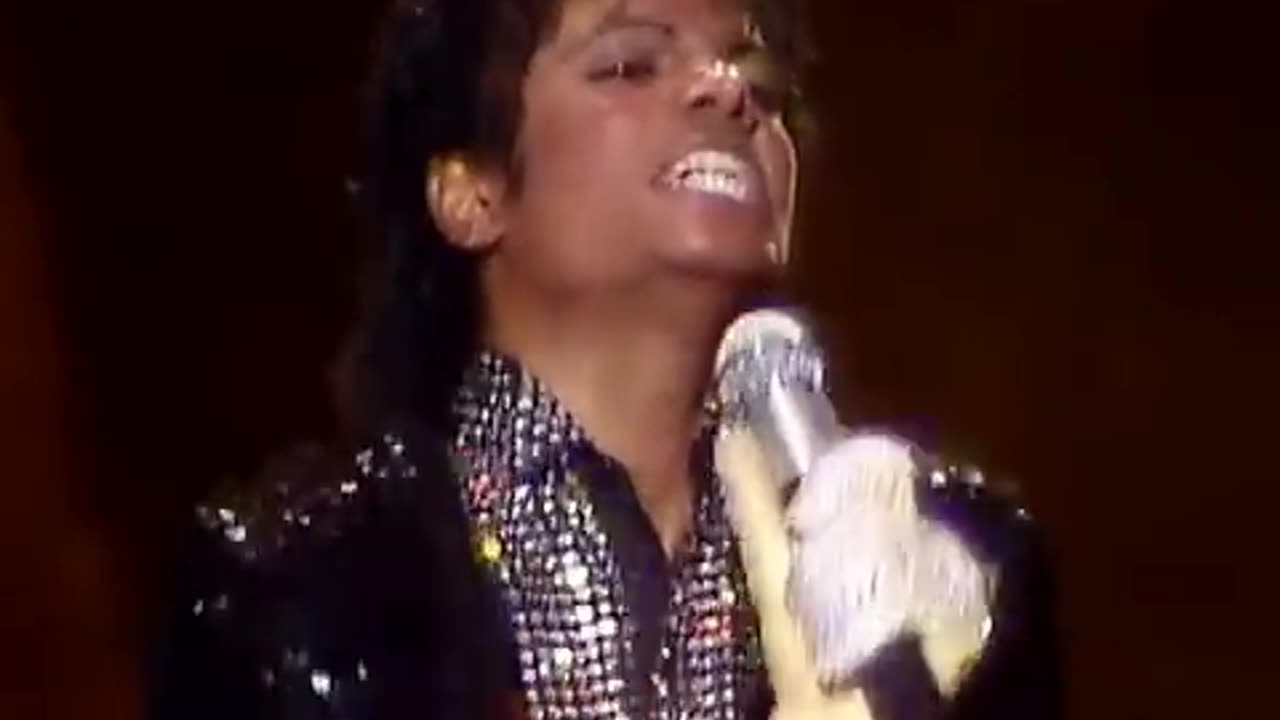 Michael Jackson - Billie Jean - Motown 25th Anniversary