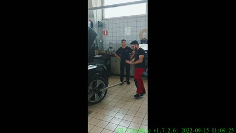 Do not underestimate the strength of the mechanic