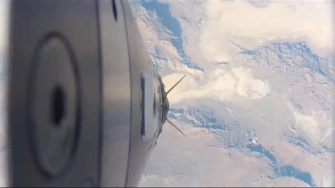 火箭撞擊到穹頂