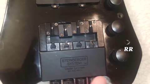 How the intonation works on a Steinberger licensed Bass Bridge