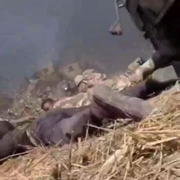 Exclusive footage during the battles of the Nigerian military presumably with IS fighters