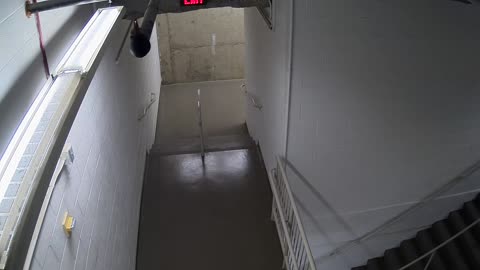 7186CVCULStair45South_2021-01-05_01h40min00s633ms.mp4