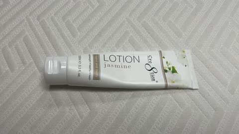 Cre8tive Jasmine Hand Lotion Review