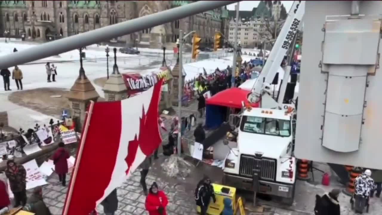 This is absolutely epic! Despite attempts to shut down funding, cut off fuel, enact emergency acts, Canadian truckers will not back down!