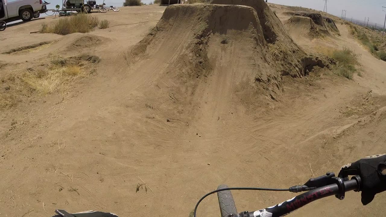 dirt jumps in bakersfield