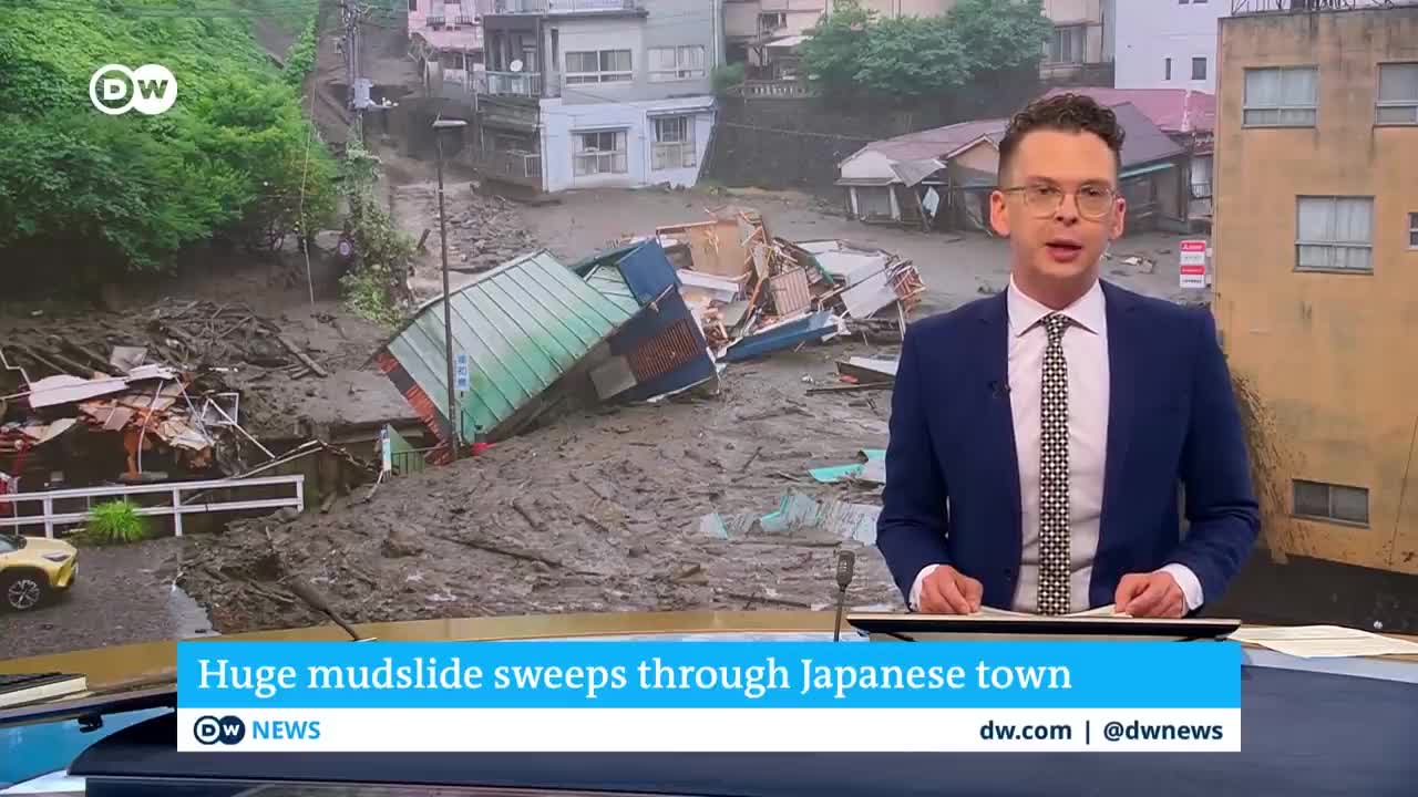 Deadly mudslide in Japan kills 2 and leaves 20 missing | DW News