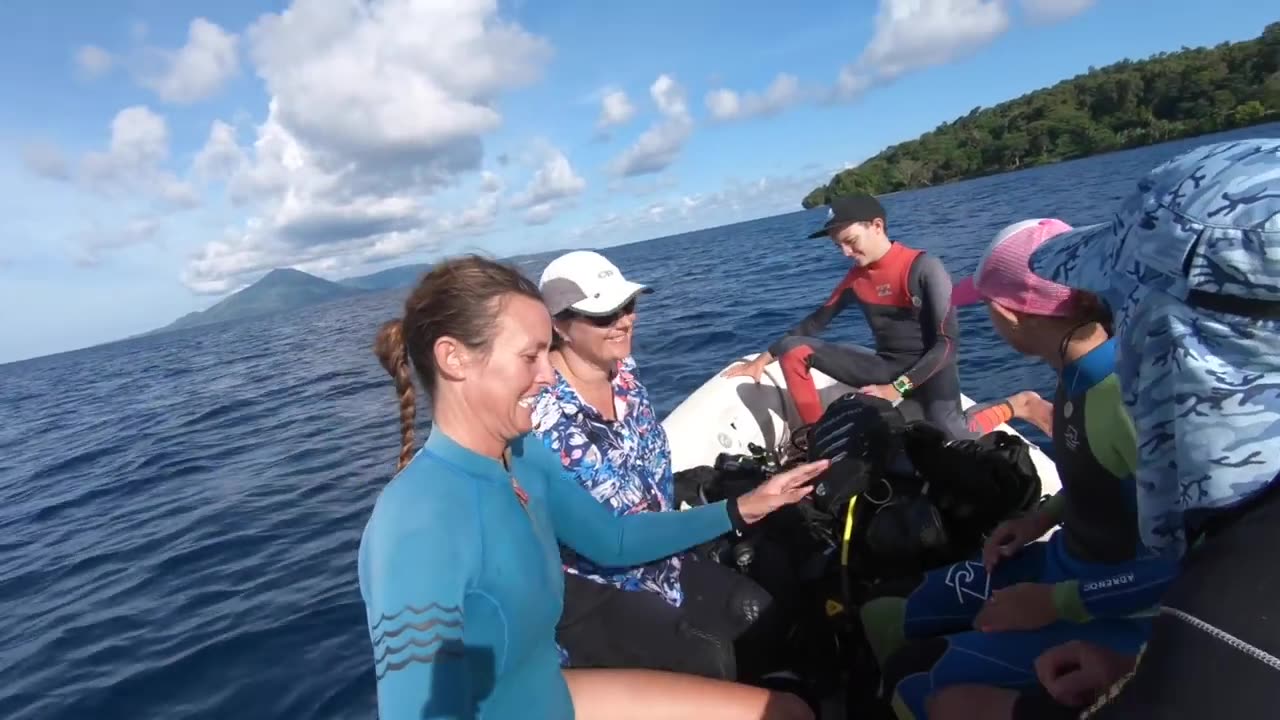 SCUBA DIVING The Banda Islands Indonesia Episode 85 _ Sailing Catalpa