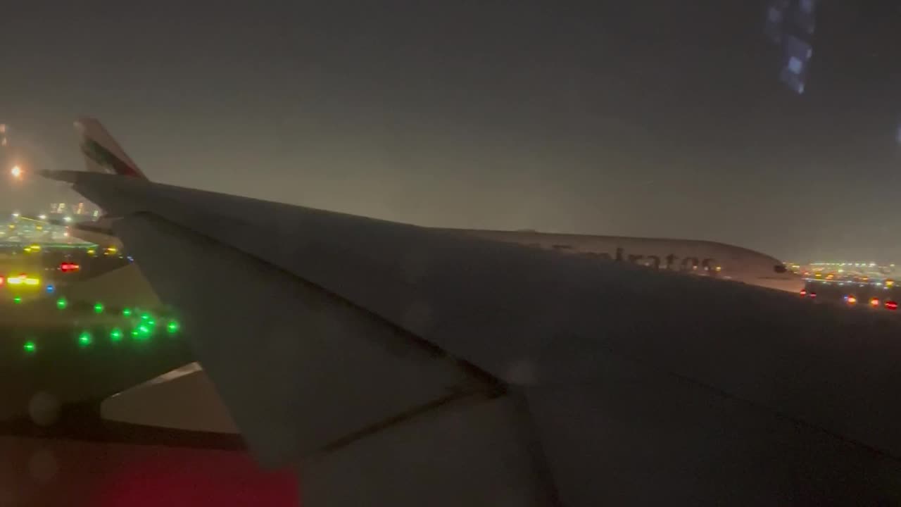 Emirates takeoff video