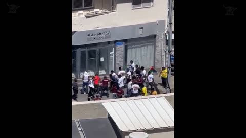 african immigrants rioting in ISREAEL