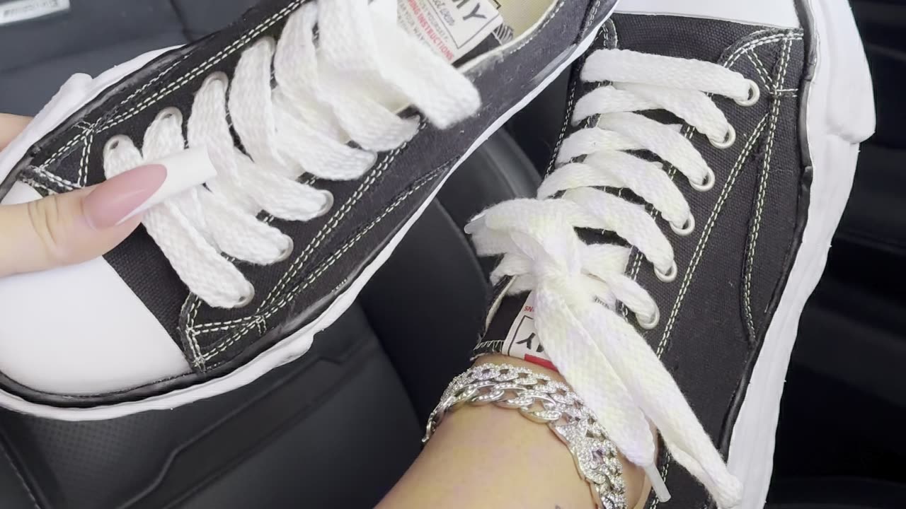 POV: your favorite color is black 🖤